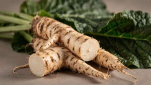 Chrzan, a nie kurkuma: naukowcy z Wrocławia potwierdzają silniejsze działanie przeciwzapalne